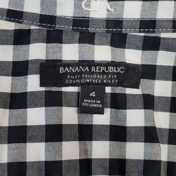 Banana Republic Black & White Plaid Fitted Blouse - Picture 5 of 7